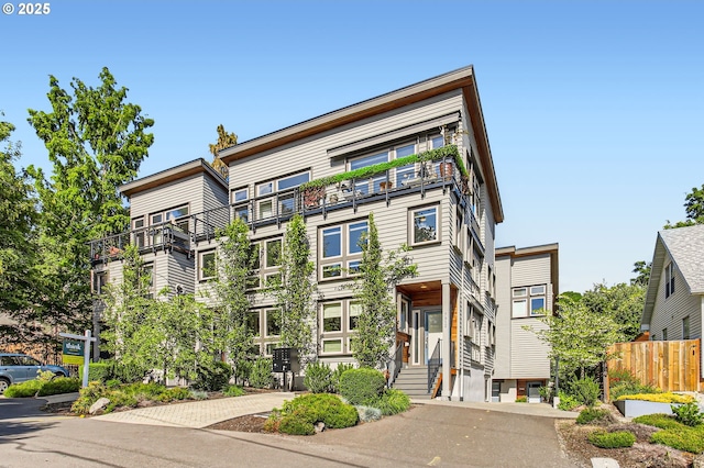 7952 SE 6th Ave, Portland, OR 97202 - view of property