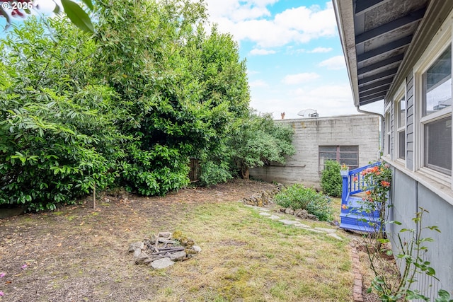 705 Jackson St, Oregon City, OR 97045 - view of yard