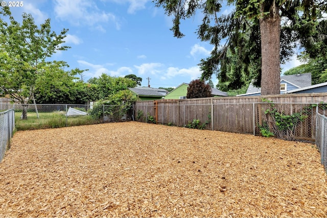 5414 SE 97th Ave, Portland, OR 97266 - view of fenced backyard