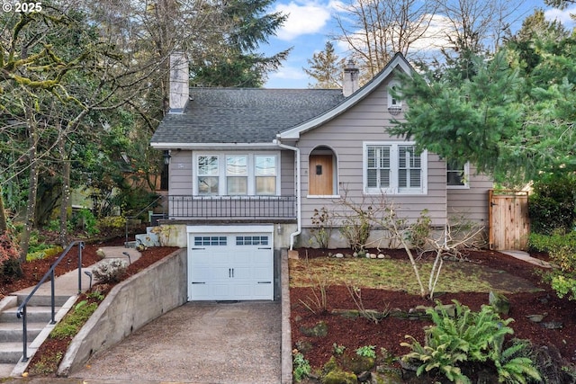 view of front facade with a garage