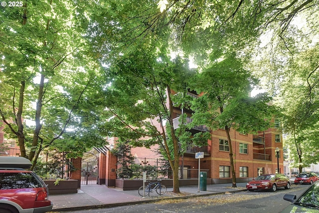 1500 SW Park Ave, Portland, OR 97201 - view of building exterior