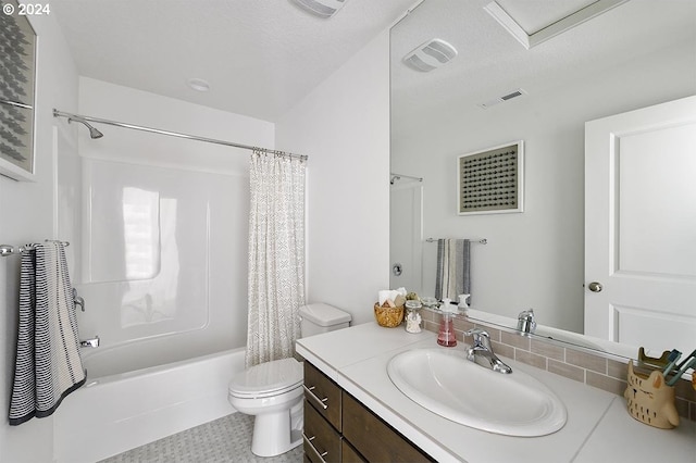 bathroom with toilet, shower / bathtub combination with curtain, visible vents, and vanity