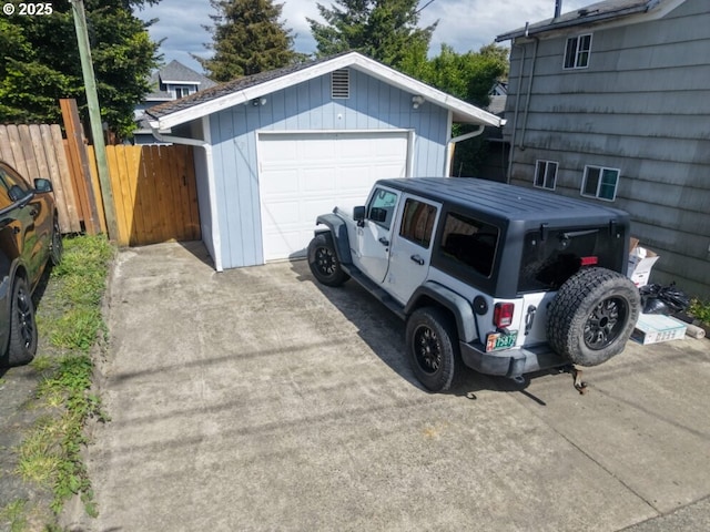 929 S 7th St, Coos Bay, OR 97420 - detached garage with concrete driveway