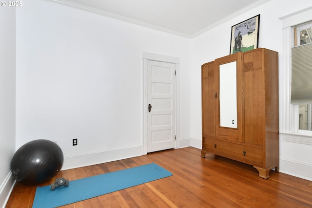 1330 SE 14th Ave SE, Portland, OR 97214 - exercise area featuring wood-type flooring, crown molding, and baseboards