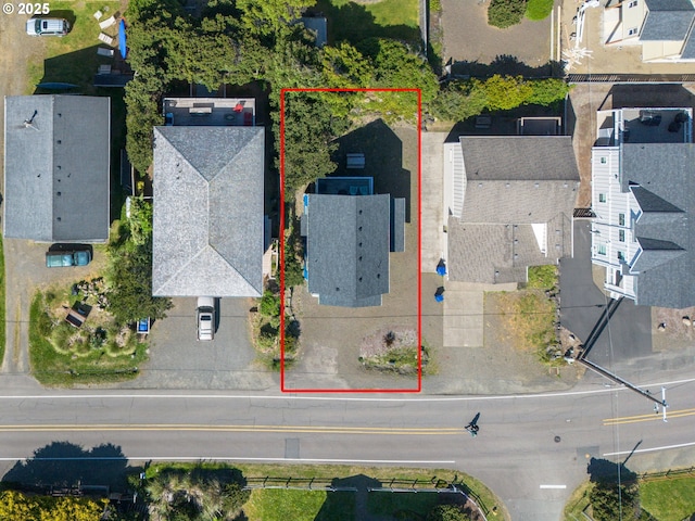 5769 NW Logan Rd, Lincoln City, OR 97367 - aerial view of residential area featuring property boundaries highlighted
