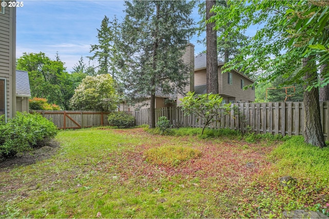 4698 Black Forest Ct, Lake Oswego, OR 97035 - view of fenced backyard