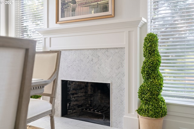 1314 NW Abernethy Rd, Portland, OR 97229 - detailed view of a tiled fireplace and a decorative wall