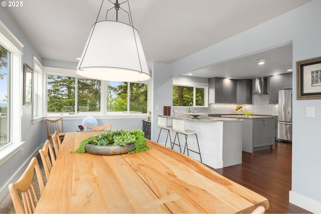 48 Eagle Crest Dr Unit 4A, Lake Oswego, OR 97035 - dining room featuring dark wood-style floors and recessed lighting