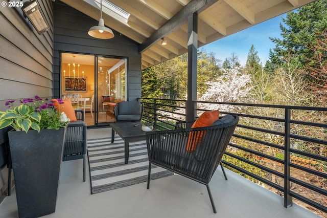 2631 SW Sherwood Dr, Portland, OR 97201 - view of balcony
