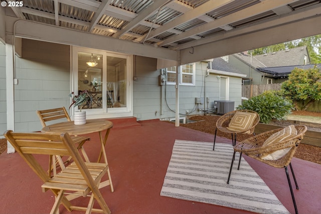 7067 N Dwight Ave, Portland, OR 97203 - view of patio / terrace