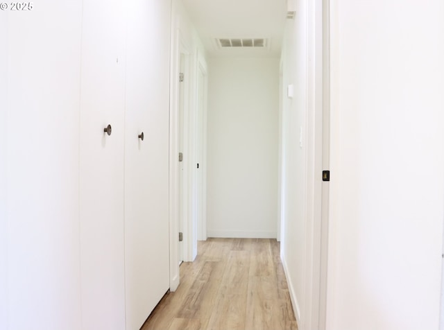 550 NE 20th Dr, Gresham, OR 97030 - hallway featuring light wood-type flooring