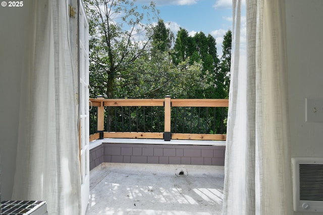 4820 SE Haig St, Portland, OR 97206 - view of wooden terrace