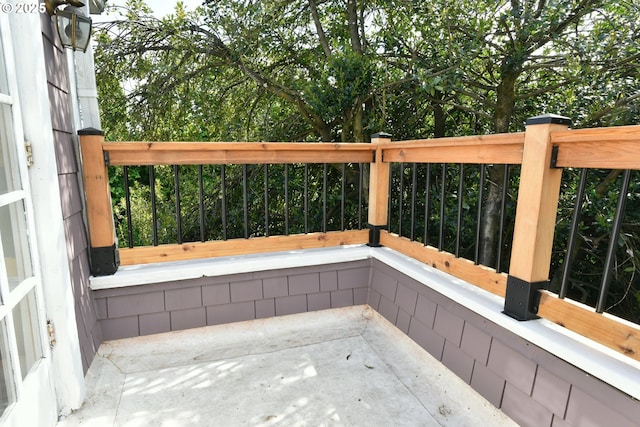 4820 SE Haig St, Portland, OR 97206 - view of patio / terrace