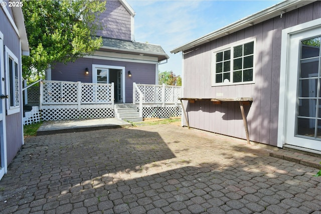 4820 SE Haig St, Portland, OR 97206 - view of patio / terrace
