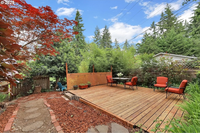 4574 Manzanita St, Eugene, OR 97405 - wooden terrace with a fenced backyard