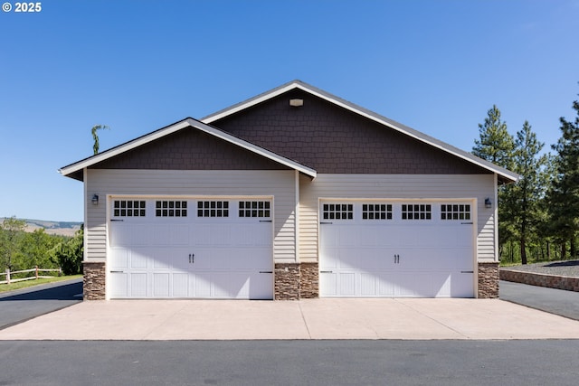 6065 Cherry Heights Rd, The Dalles, OR 97058 - view of garage