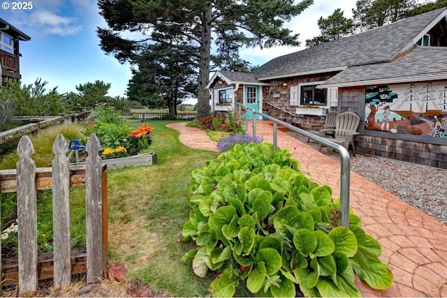 604 15th Ave, Seaside, OR 97138 - view of yard featuring a vegetable garden