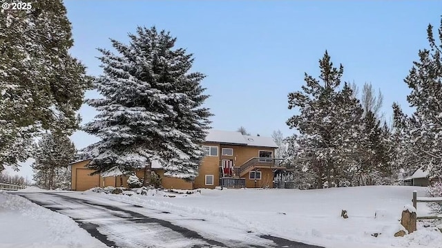 view of front of home featuring a garage