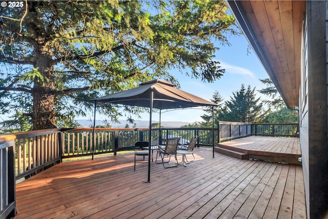 20700 SW Cherry Hill Rd, Sheridan, OR 97378 - view of wooden deck