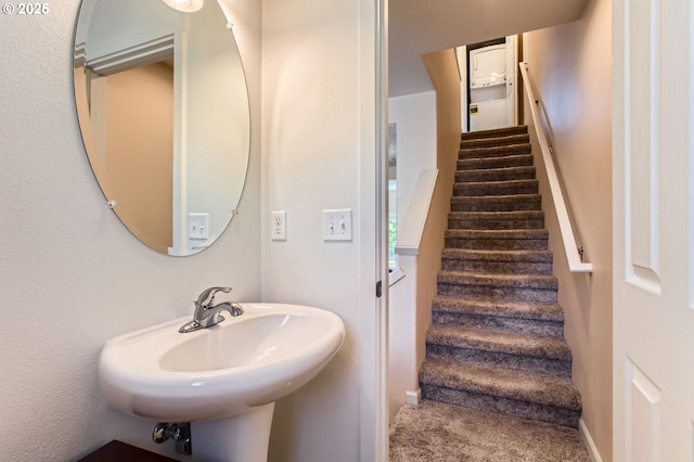 390 NW 116th Ave Unit 103, Portland, OR 97229 - view of bathroom