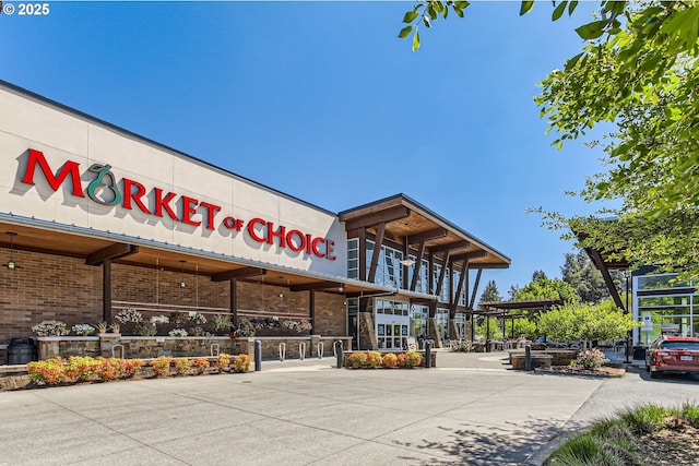 390 NW 116th Ave Unit 103, Portland, OR 97229 - view of commercial property