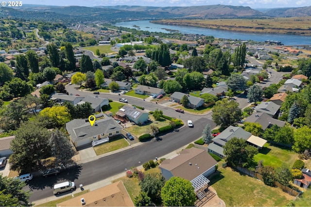 611 Summit Ridge Dr, The Dalles, OR 97058 - aerial view of residential area with a water and mountain view