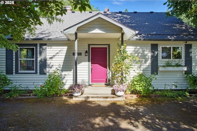 10410 SE 55th Ave, Milwaukie, OR 97222 - view of front facade featuring a shingled roof