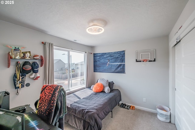 4507 Sagecrest Dr, Albany, OR 97322 - bedroom featuring carpet flooring and access to exterior