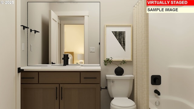 full bath featuring toilet, vanity, and shower / bath combo