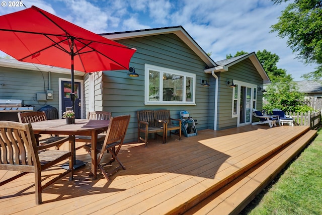 12545 SW Fairfield St, Beaverton, OR 97005 - wooden terrace featuring outdoor dining space