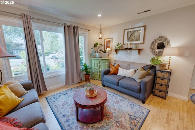 12545 SW Fairfield St, Beaverton, OR 97005 - living room with baseboards, hardwood / wood-style floors, crown molding, and recessed lighting