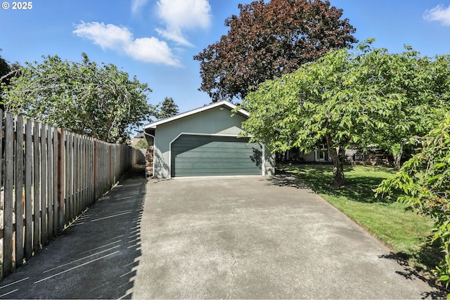 3216 Oakcrest Dr, Forest Grove, OR 97116 - view of front of house featuring driveway and a garage