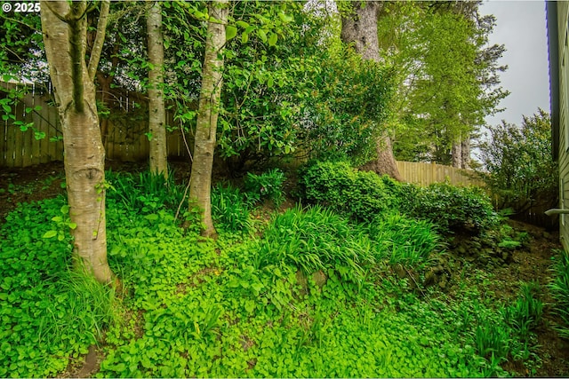 2064 NW 33rd St, Lincoln City, OR 97367 - view of front facade with covered porch