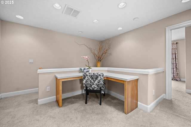 6420 SE Dunbar Dr, Portland, OR 97236 - carpeted home office featuring recessed lighting and baseboards
