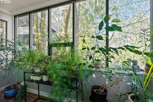 48 Eagle Crest Dr Unit 2E, Lake Oswego, OR 97035 - view of sunroom / solarium
