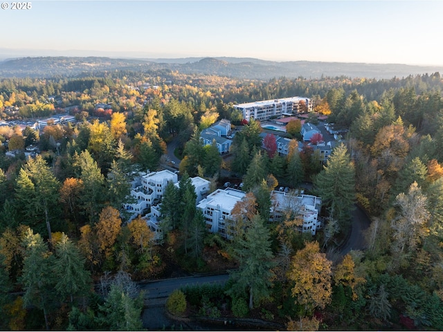48 Eagle Crest Dr Unit 2E, Lake Oswego, OR 97035 - bird's eye view featuring a view of trees