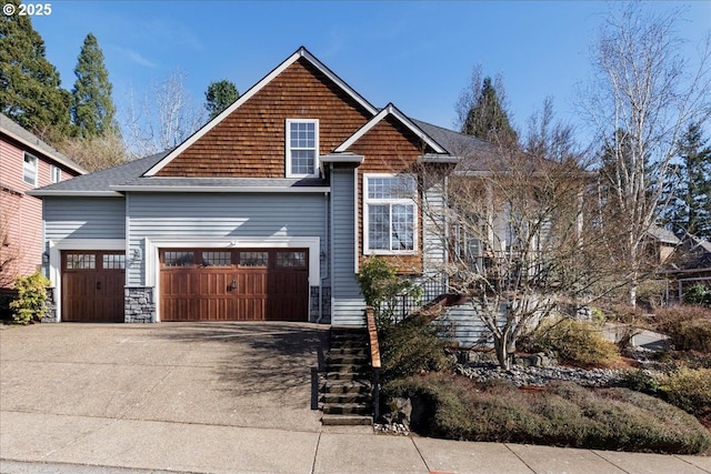 view of front of house featuring driveway