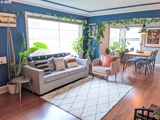 4621 NE 37th Ave, Portland, OR 97211 - living room featuring wood finished floors, crown molding, and baseboards