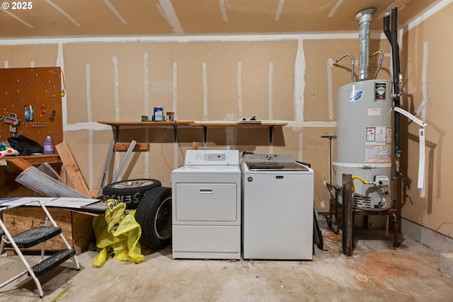 13816 NE 85th St, Vancouver, WA 98682 - washroom featuring water heater and washing machine and dryer