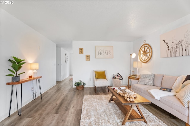 13816 NE 85th St, Vancouver, WA 98682 - living area featuring wood finished floors and baseboards