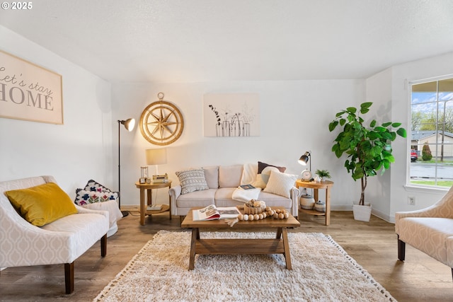 13816 NE 85th St, Vancouver, WA 98682 - living room with wood finished floors and baseboards