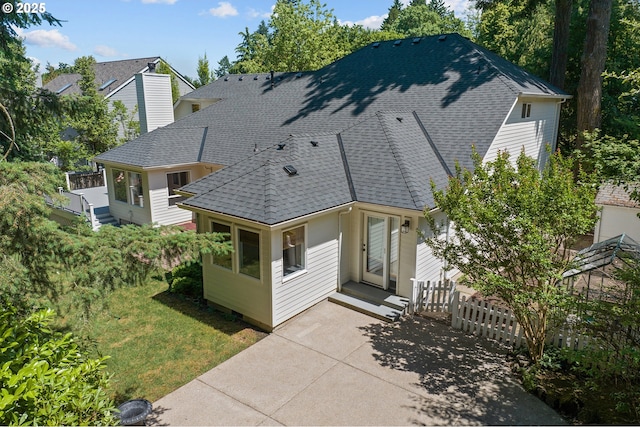 12723 Adrian Ct, Lake Oswego, OR 97034 - view of front of home with a shingled roof and a front yard