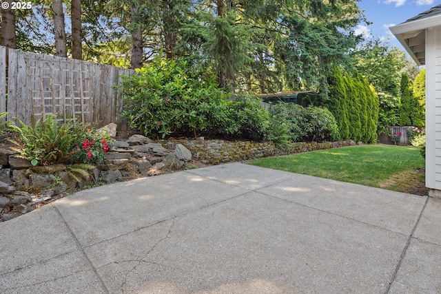 12723 Adrian Ct, Lake Oswego, OR 97034 - view of patio / terrace