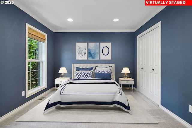 12723 Adrian Ct, Lake Oswego, OR 97034 - bedroom featuring crown molding, recessed lighting, carpet, and a closet