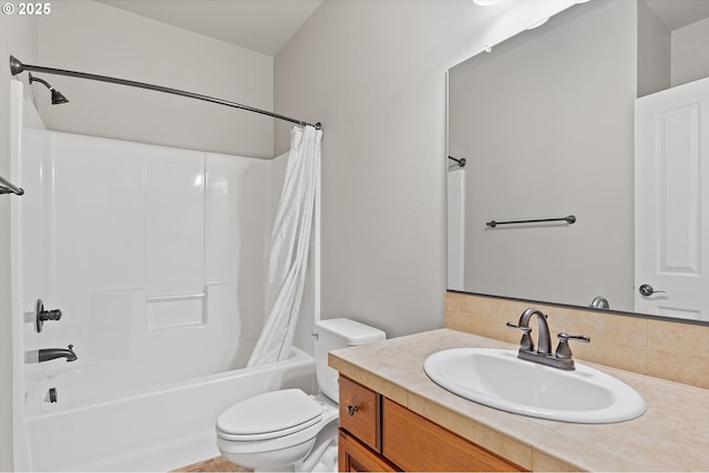 full bathroom with tasteful backsplash, vanity, toilet, and shower / bath combo with shower curtain