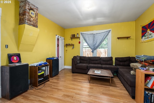 490 W 4th Ave, Eugene, OR 97401 - living room with light wood-style flooring