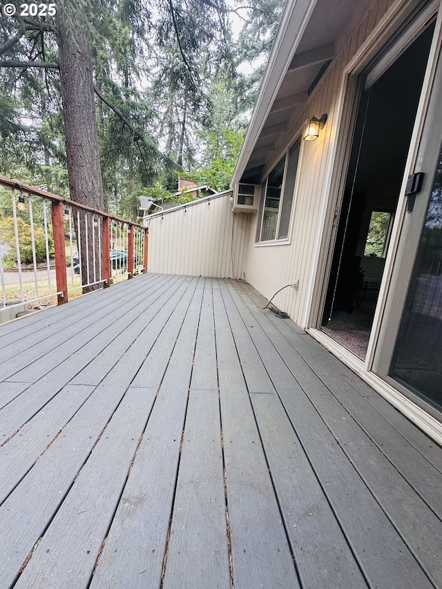 2547 Brittania Pl, Eugene, OR 97405 - view of wooden deck