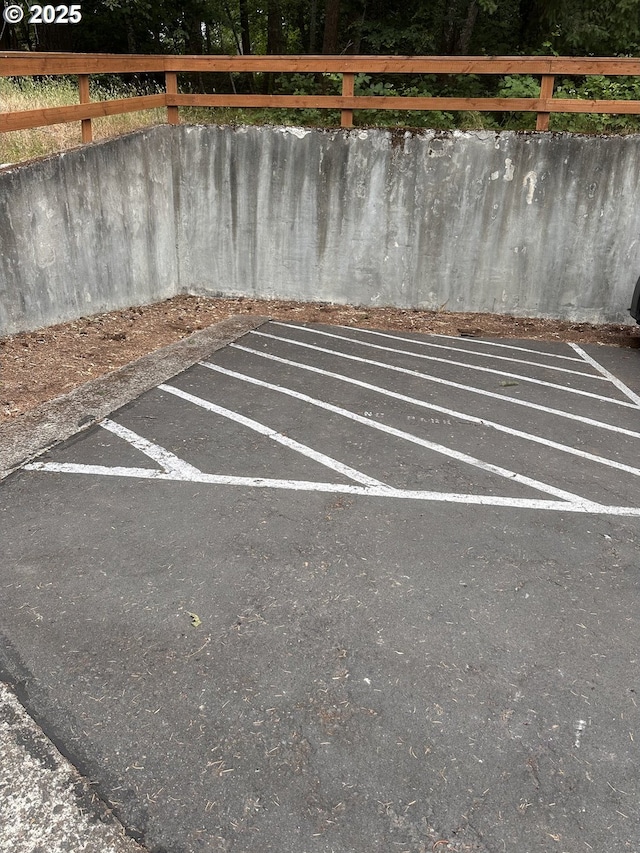 2547 Brittania Pl, Eugene, OR 97405 - view of uncovered parking lot
