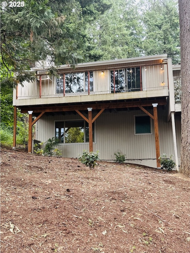 2547 Brittania Pl, Eugene, OR 97405 - view of front of home with a wooden deck
