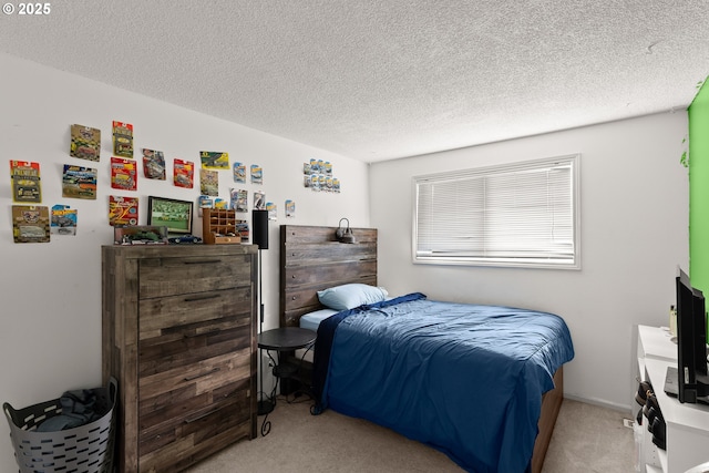 2653 SW 18th Pl, Gresham, OR 97080 - carpeted bedroom with a textured ceiling